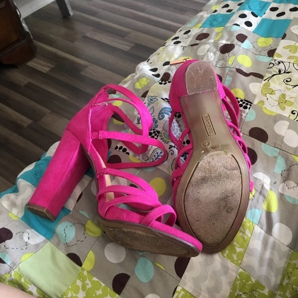 Heels - Picture 3 of 5